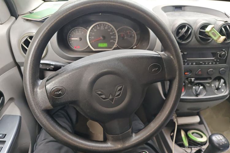 Used Wuling Hongguang 2014 1.2L Base Model China IV Steering Wheel