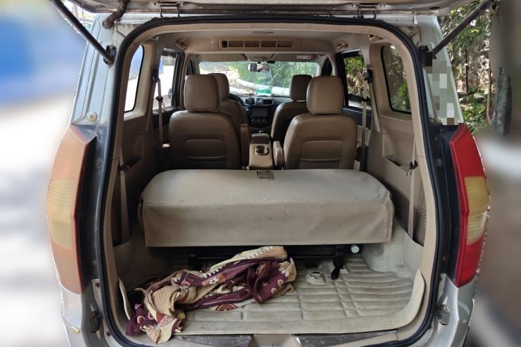 Used Wuling Hongguang 2014 1.5L S Comfort Model Trunk