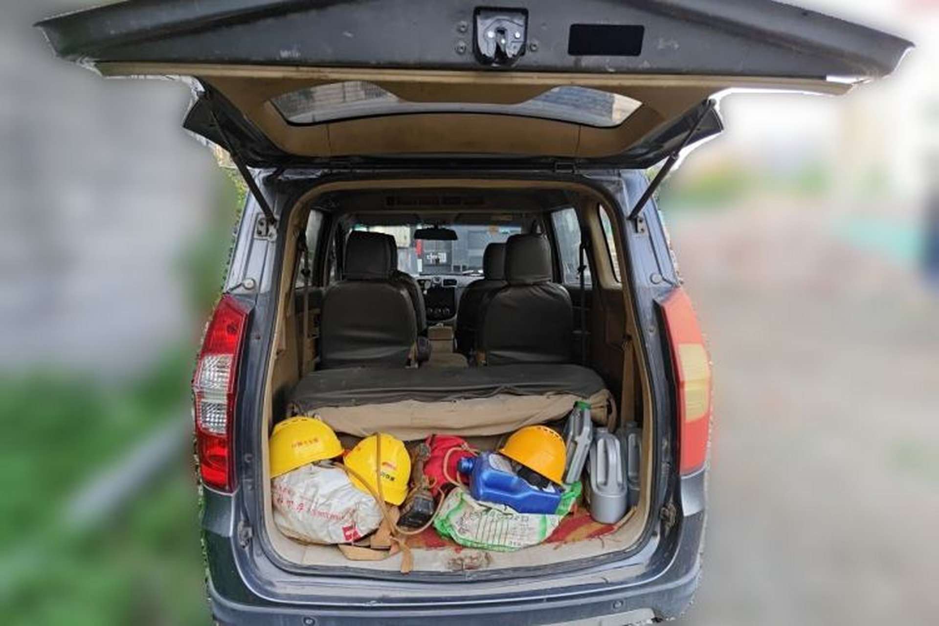 Used Wuling Hongguang 2014 1.5L S Luxury Model Trunk