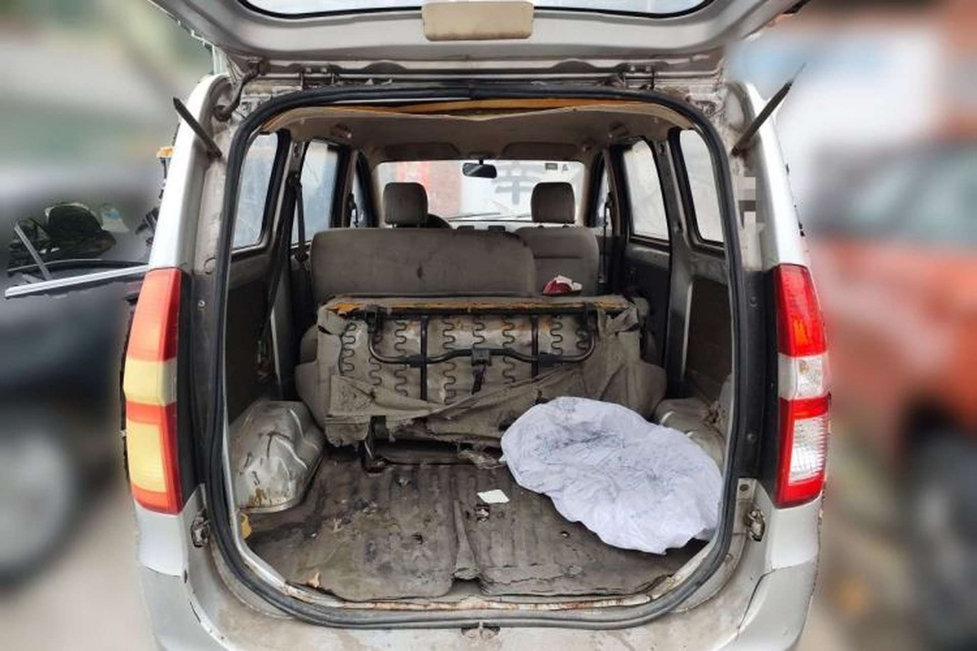 Used Wuling Hongguang 2014 1.2L Base Model China IV Trunk