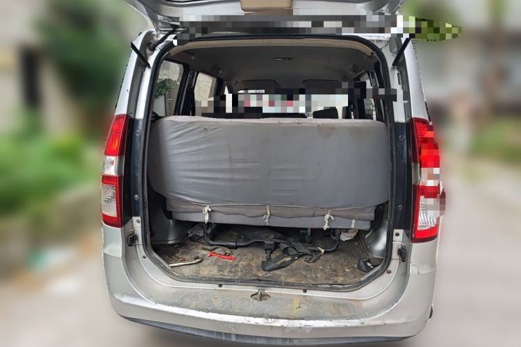 Used Wuling Hongguang 2014 1.5L Base Version Trunk