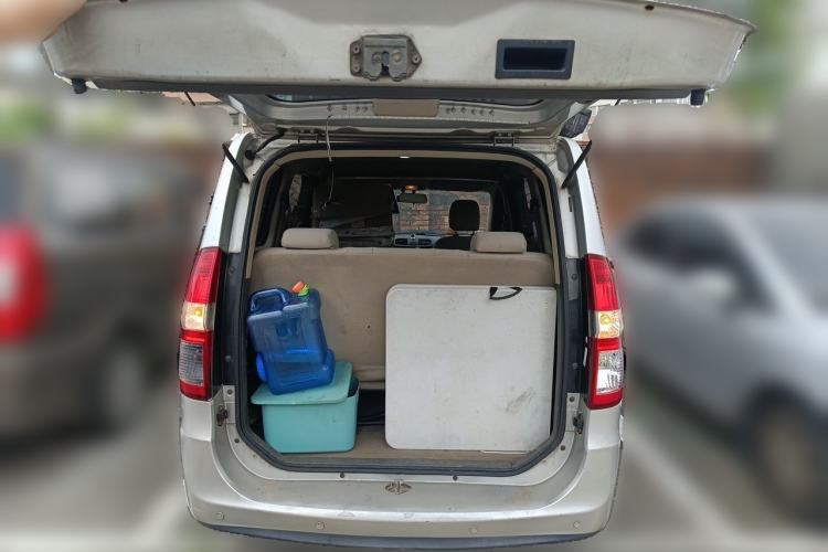Used Wuling Hongguang 2014 1.5L Standard Version Trunk