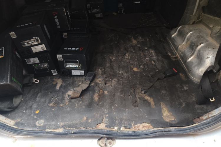 Used Wuling Hongguang 2014 1.5L Base Version Trunk