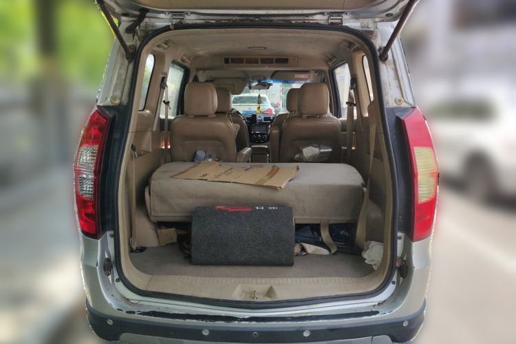 Used Wuling Hongguang 2014 1.5L S Comfort Model Trunk