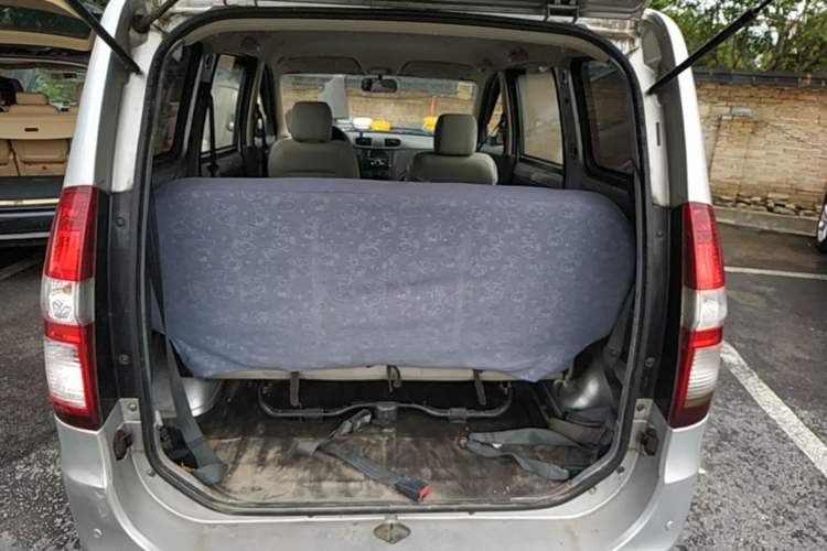 Used Wuling Hongguang 2014 1.2L Base Model China IV Trunk