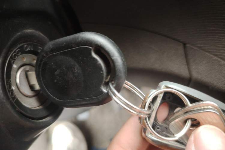 Used Wuling Hongguang 2014 1.5L Standard Version Vehicle Key
