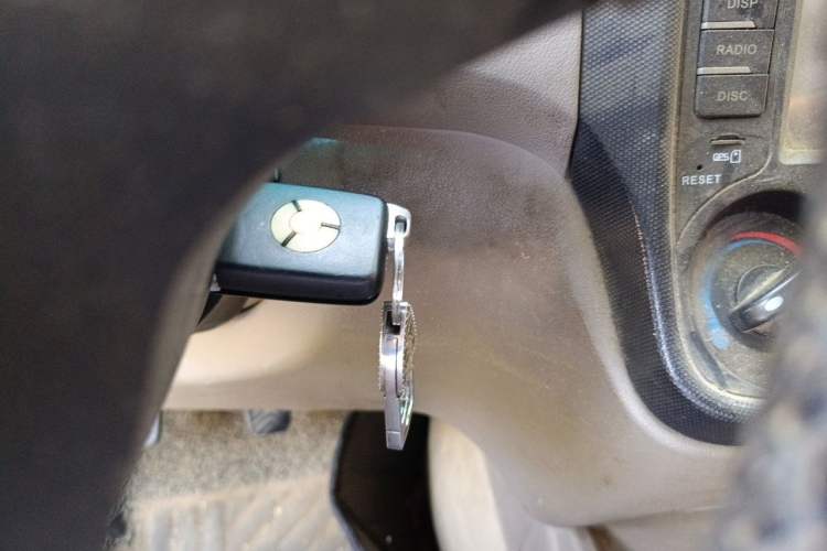 Used Wuling Hongguang 2014 1.2L Standard Model China IV Vehicle Key