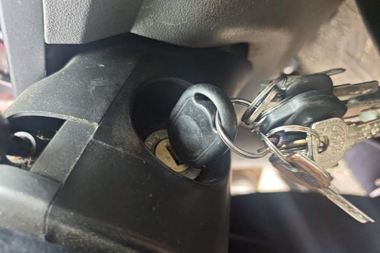 Used Wuling Hongguang 2014 1.2L Base Model China IV Vehicle Key