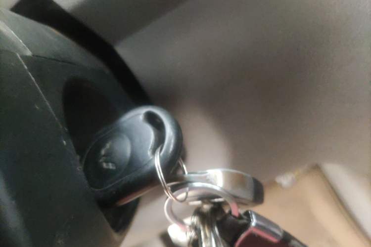Used Wuling Hongguang 2014 1.2L Base Model China IV Vehicle Key