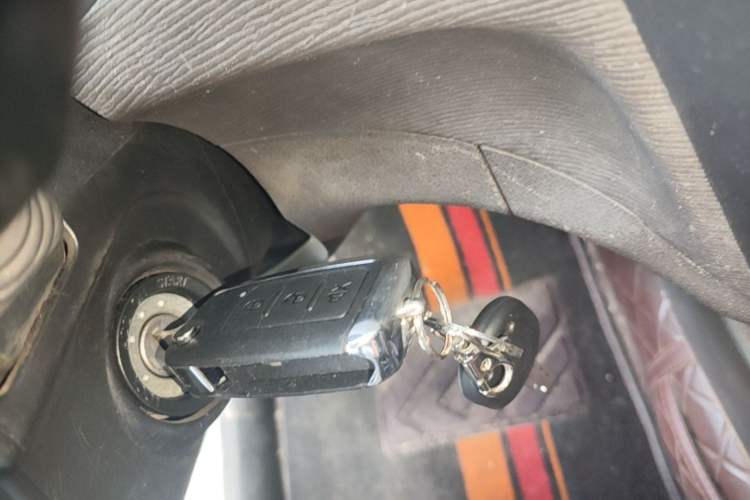 Used Wuling Hongguang 2014 1.5L S Standard Version Vehicle Key