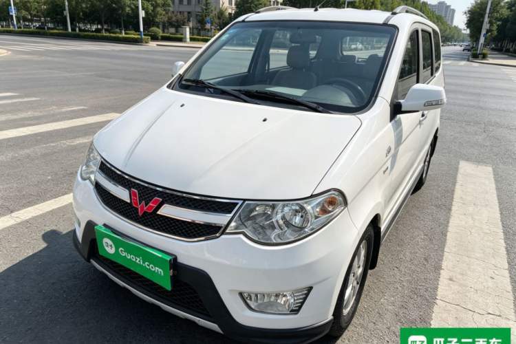 Ojetý Wuling Hongguang 2014 1.5L S Luxury Model Guazi used car, China used car export, Used car for sale, Used  cars, Cheapest cars for sale