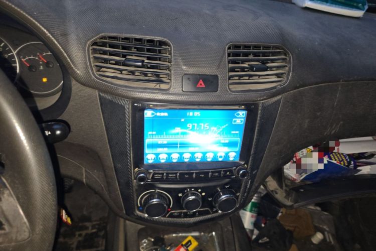 Used Wuling Hongguang 2014 1.5L S Standard Version Audio And AC Panel