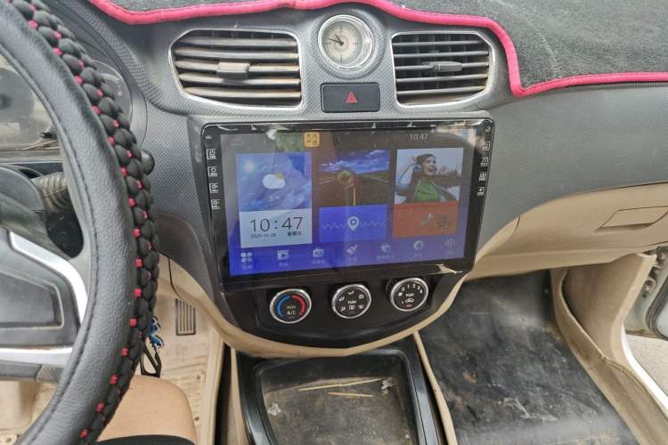 Used Wuling Hongguang 2014 1.5L S Luxury Model Audio And AC Panel