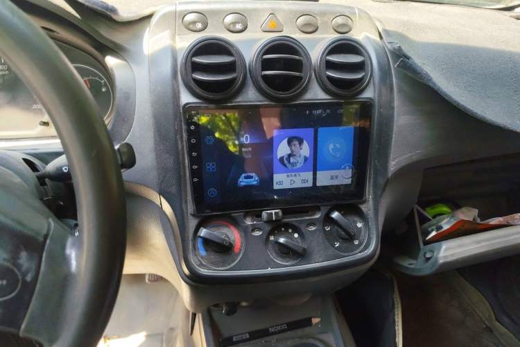 Used Wuling Hongguang 2014 1.2L Base Model China IV Audio And AC Panel