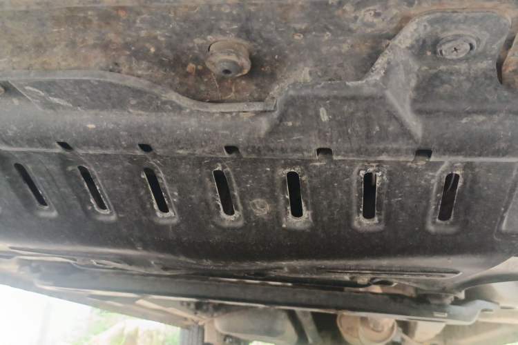 Used Wuling Hongguang 2014 1.2L Base Model China IV Chassis Front