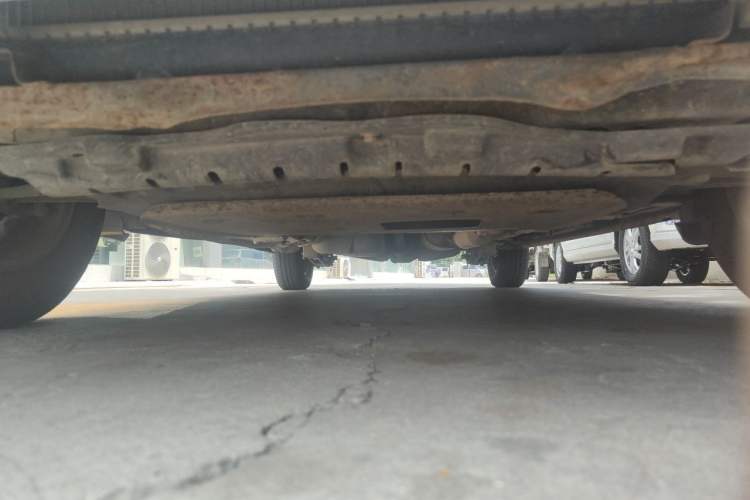 Used Wuling Hongguang 2014 1.5L S Luxury Model Chassis Front