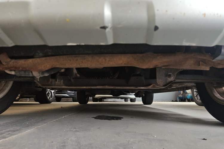 Used Wuling Hongguang 2014 1.5L S Comfort Model Chassis Front
