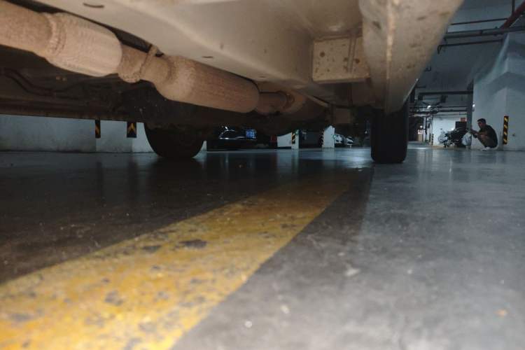 Used Wuling Hongguang 2014 1.5L S Standard Version Chassis Front Left