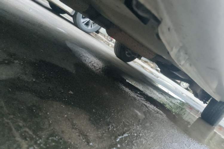 Used Wuling Hongguang 2014 1.5L S Standard Version Chassis Front Left