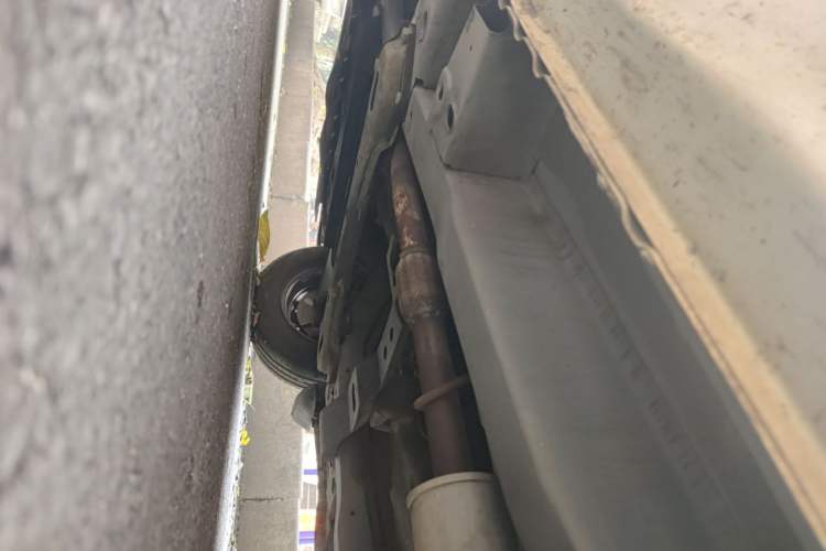 Used Wuling Hongguang 2014 1.2L Base Model China IV Chassis Front Left