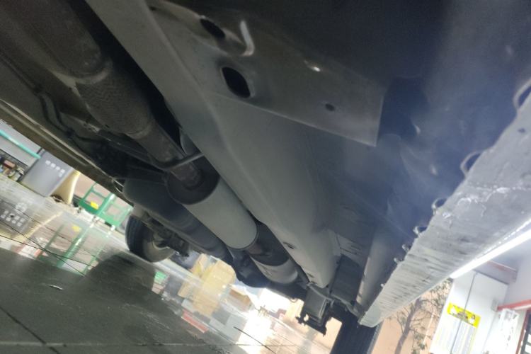 Used Wuling Hongguang 2014 1.2L Base Model China IV Chassis Front Left