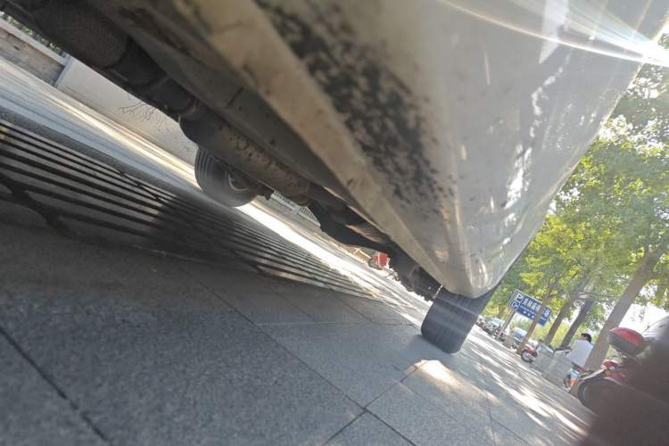 Used Wuling Hongguang 2014 1.5L S Standard Version Chassis Front Left