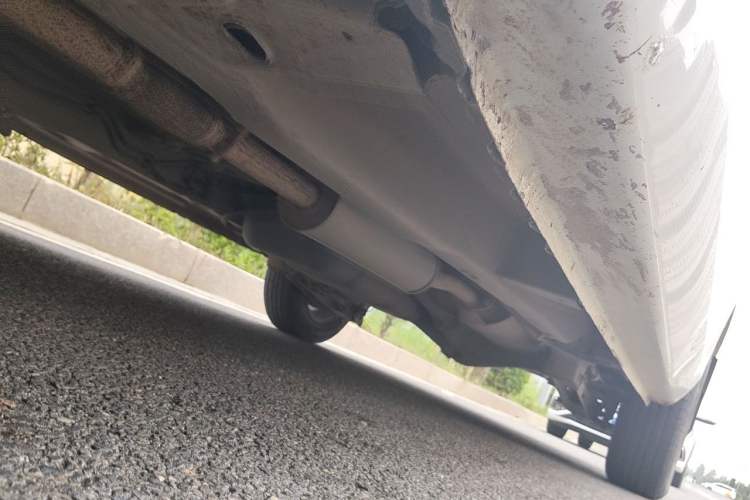 Used Wuling Hongguang 2014 1.5L S Standard Version Chassis Front Left