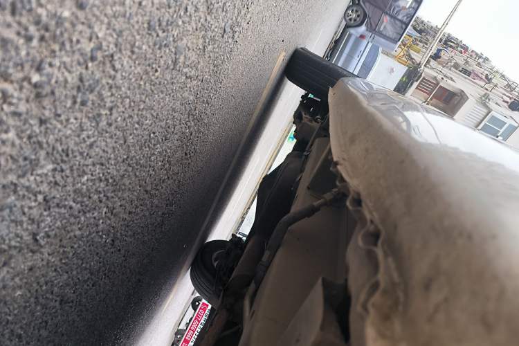 Used Wuling Hongguang 2014 1.5L S Standard Version Chassis Front Right