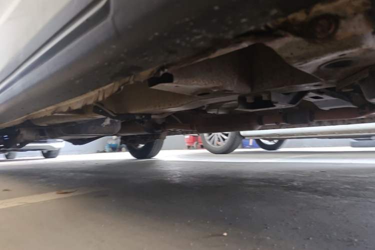 Used Wuling Hongguang 2014 1.5L S Comfort Model Chassis Front Right