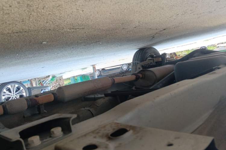 Used Wuling Hongguang 2014 1.5L Base Version Chassis Front Right