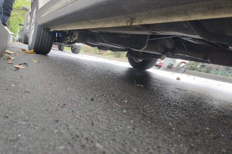 Used Wuling Hongguang 2014 1.5L S Comfort Model Chassis Front Right