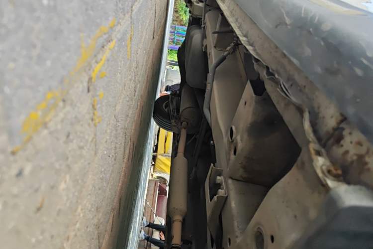 Used Wuling Hongguang 2014 1.5L S Comfort Model Chassis Front Right