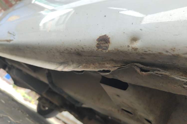 Used Wuling Hongguang 2014 1.5L S Standard Version Chassis Front Right