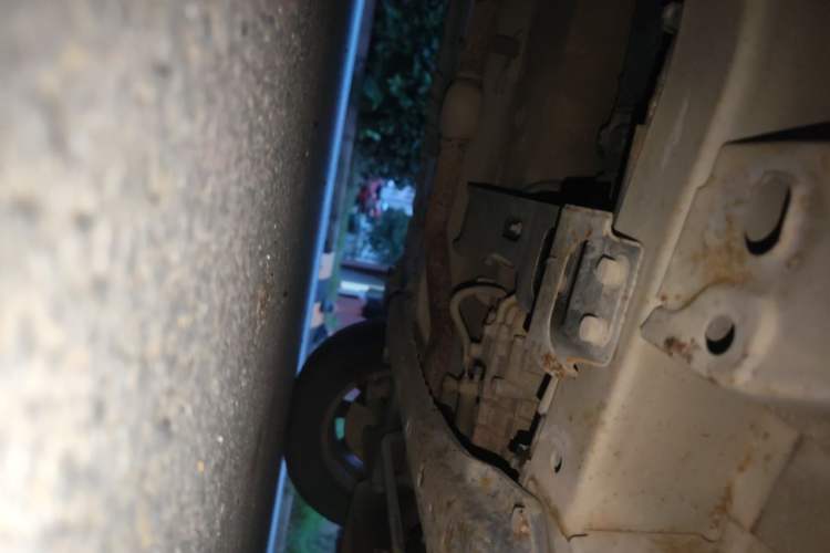 Used Wuling Hongguang 2014 1.5L S Standard Version Chassis Front Right