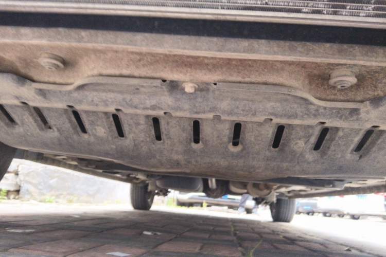 Used Wuling Hongguang 2014 1.2L S Comfort Model China IV Chassis Front