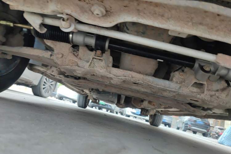 Used Wuling Hongguang 2014 1.2L Base Model China IV Chassis Front