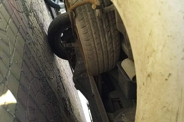 Used Wuling Hongguang 2014 1.5L S Standard Version Chassis Rear