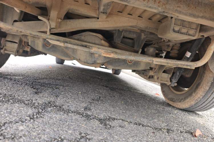 Used Wuling Hongguang 2014 1.5L S Comfort Model Chassis Rear