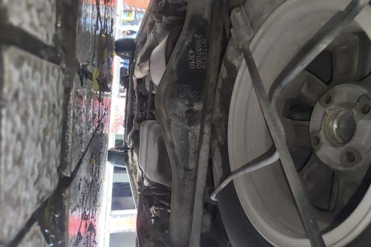 Used Wuling Hongguang 2014 1.5L S Comfort Model Chassis Rear