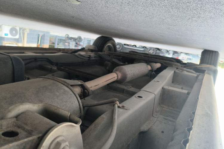 Used Wuling Hongguang 2014 1.5L S Standard Version Chassis Rear Left