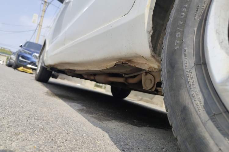Used Wuling Hongguang 2014 1.2L Base Model China IV Chassis Rear Left