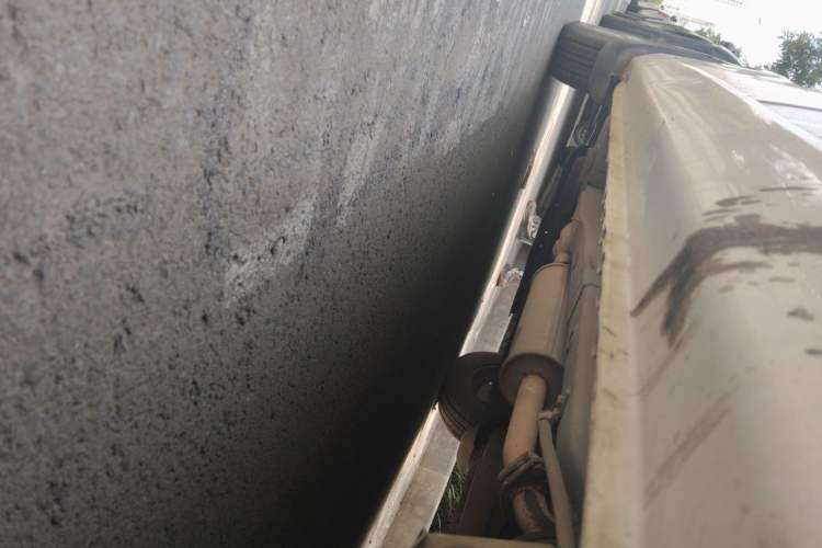 Used Wuling Hongguang 2014 1.2L Base Model China IV Chassis Rear Left