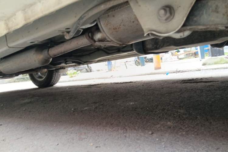 Used Wuling Hongguang 2014 1.5L S Standard Version Chassis Rear Left
