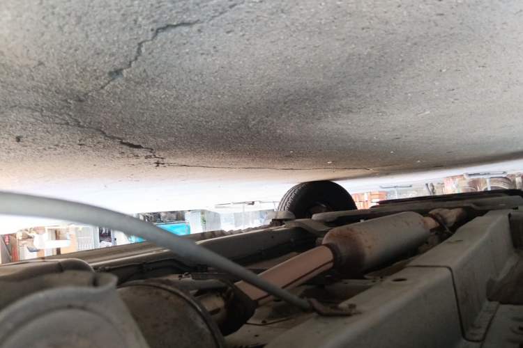 Used Wuling Hongguang 2014 1.5L Base Version Chassis Rear Left