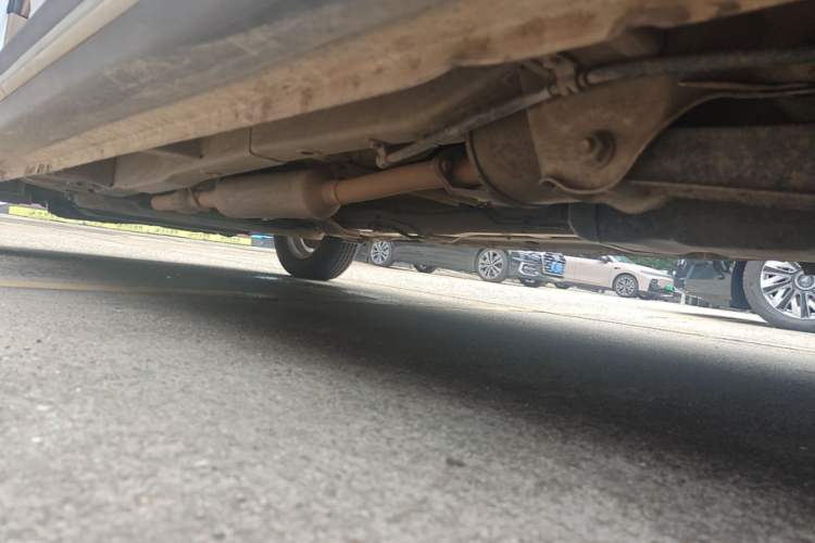 Used Wuling Hongguang 2014 1.5L S Comfort Model Chassis Rear Left