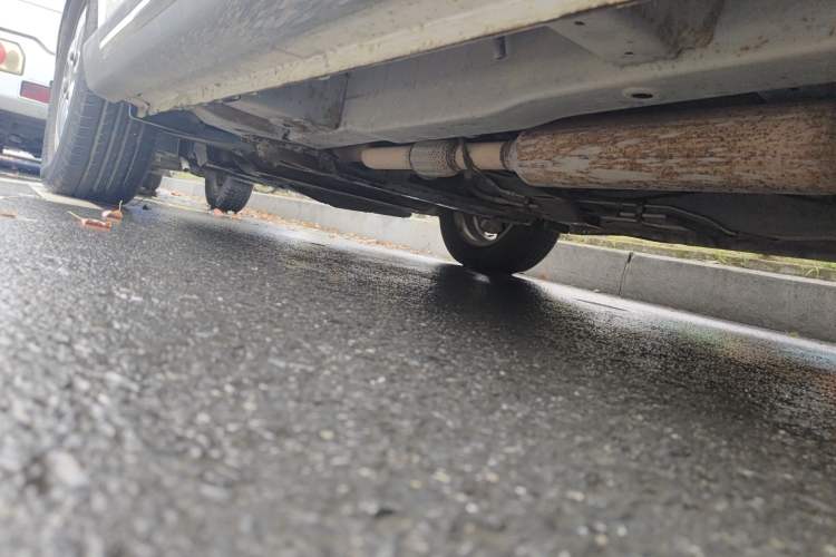 Used Wuling Hongguang 2014 1.5L S Comfort Model Chassis Rear Left