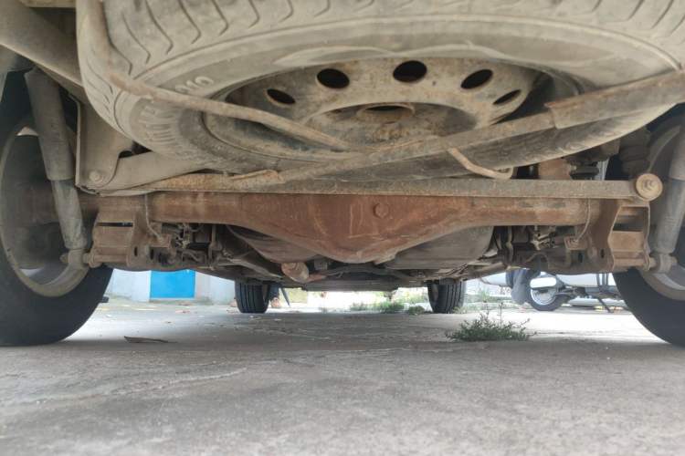 Used Wuling Hongguang 2014 1.5L S Comfort Model Chassis Rear