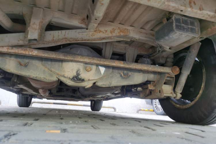 Used Wuling Hongguang 2014 1.5L S Comfort Model Chassis Rear