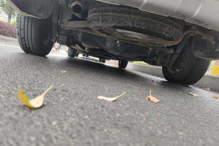 Used Wuling Hongguang 2014 1.5L S Comfort Model Chassis Rear