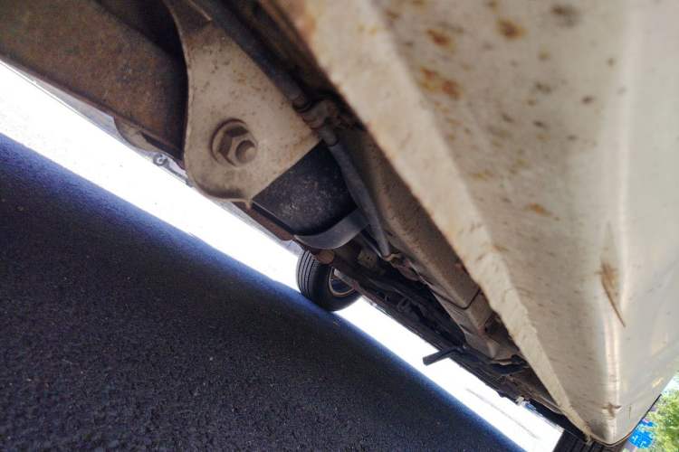 Used Wuling Hongguang 2014 1.5L S Standard Version Chassis Rear Right